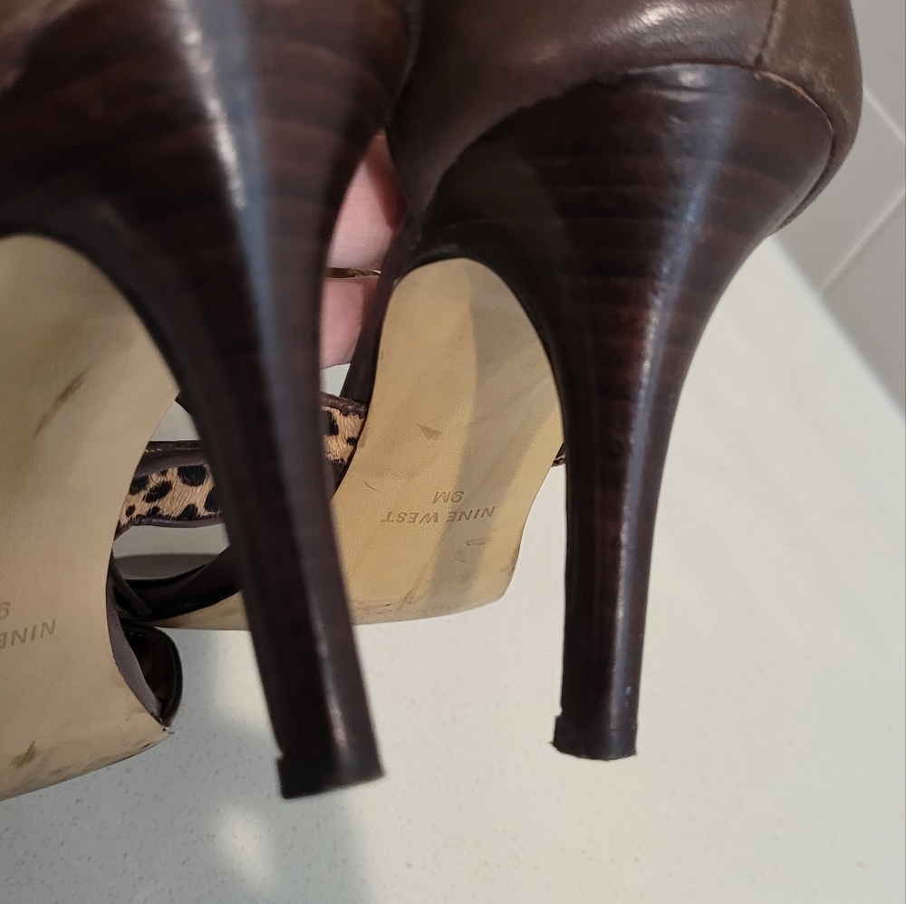 Heels - Picture 4 of 6